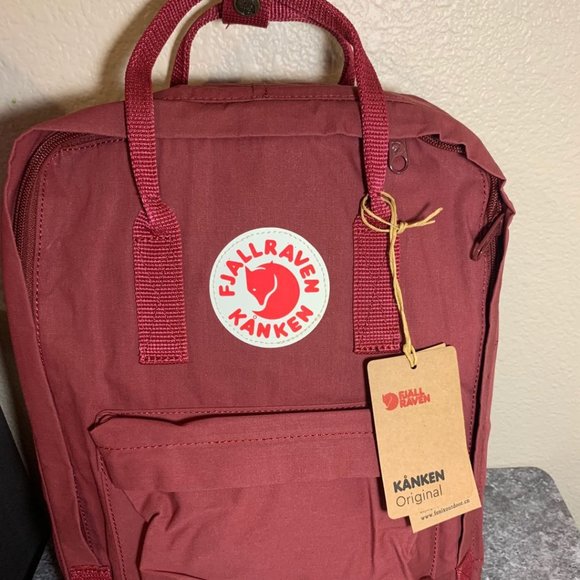 fjallraven kanken reflective logo